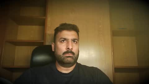 Hairy Arabian online show from November 4, 4:11 am