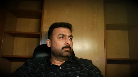 Hairy Arabian online show from November 7, 7:36 pm