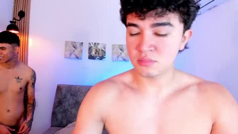 Snapshot of burning_wallen chatting on May 9, 3:28 pm zack axel David and Anthony online show from May 9, 3:28 pm