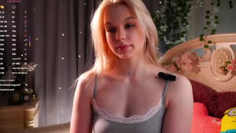 Jessica online show from April 13, 4:45 pm