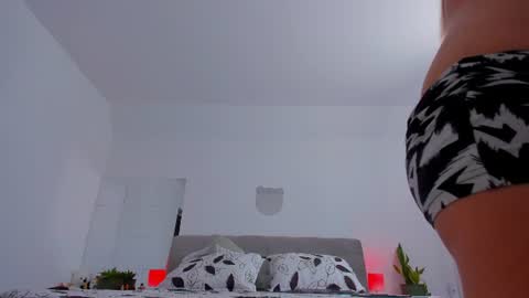 Larisa online show from June 28, 9:59 am