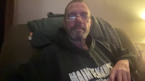 Snapshot of bushbeautician chatting on February 6, 11:37 pm bushbeautician online show from February 6, 11:37 pm