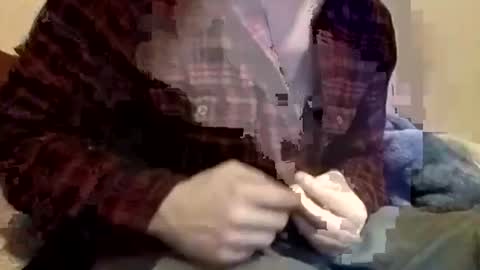 Snapshot of buster18hymen chatting on March 4, 8:24 am Buster18Hymen online show from March 4, 8:24 am