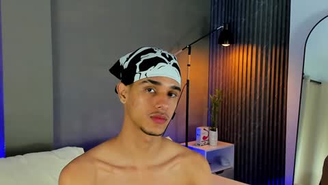 Buster independent model online show from January 10, 8:40 am