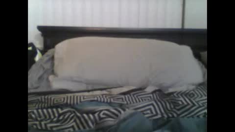 Snapshot of busturgutzgd11 chatting on December 28, 4:30 am Busturgutzgd1 online show from December 28, 4:30 am