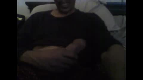 Snapshot of busturgutzgd11 chatting on December 29, 2:27 am Busturgutzgd1 online show from December 29, 2:27 am