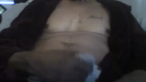 Snapshot of busturgutzgd11 chatting on January 1, 6:16 pm Busturgutzgd1 online show from January 1, 6:16 pm