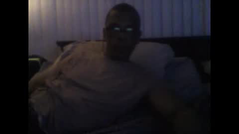 Snapshot of busturgutzgd11 chatting on February 13, 7:35 am Busturgutzgd1 online show from February 13, 7:35 am