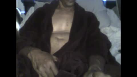 Snapshot of busturgutzgd11 chatting on October 5, 5:44 pm Busturgutzgd1 online show from October 5, 5:44 pm