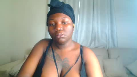 busty_mellons69 online show from February 18, 8:32 am