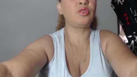 Amanda  online show from December 17, 12:33 pm