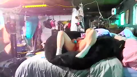 BustyBabie9 online show from December 21, 2:46 pm