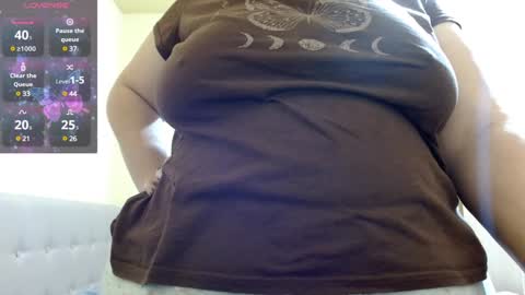 Emma online show from February 1, 6:51 pm