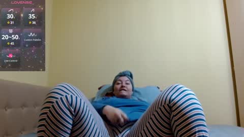 Emma online show from February 8, 9:35 am