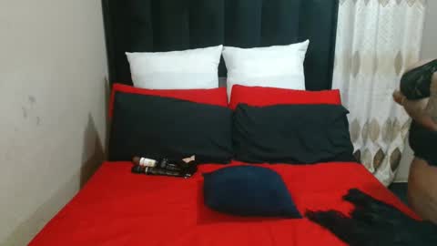 Snapshot of bustygoddessxx chatting on May 12, 4:59 pm bustygoddessxx online show from May 12, 4:59 pm