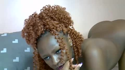 butler_yung online show from April 21, 9:26 am