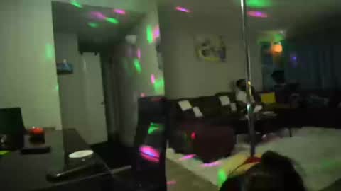 Snapshot of butter_pecanxoxo chatting on October 14, 10:05 am butter_pecanxoxo online show from October 14, 10:05 am