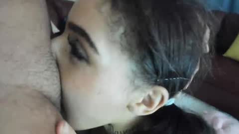 Snapshot of butter_pecanxoxo chatting on October 17, 5:43 am butter_pecanxoxo online show from October 17, 5:43 am