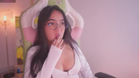 zafiro online show from November 12, 7:24 pm