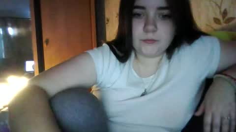 butterfly18988 online show from November 8, 5:51 am