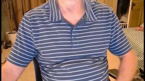 Snapshot of buttnakedfun954737 chatting on December 23, 10:13 am Miles online show from December 23, 10:13 am