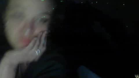 Snapshot of butytoy chatting on October 2, 11:56 pm butytoy online show from October 2, 11:56 pm