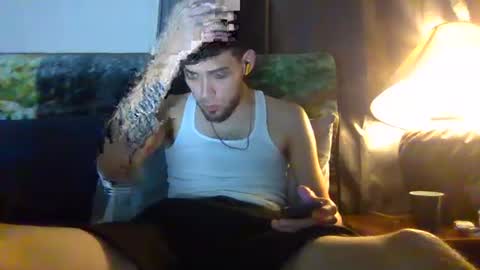 bwcthrillz online show from December 4, 9:40 am