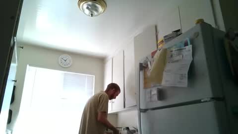 Snapshot of bwcwhiteboy94 chatting on October 28, 7:49 pm bwcwhiteboy94 online show from October 28, 7:49 pm