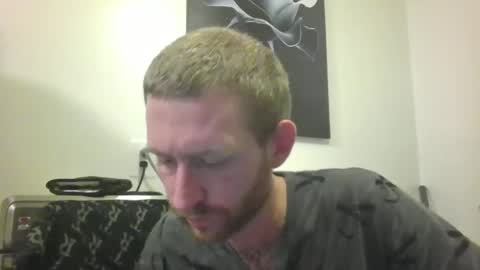 Snapshot of bwcwhiteboy94 chatting on November 11, 1:38 am bwcwhiteboy94 online show from November 11, 1:38 am