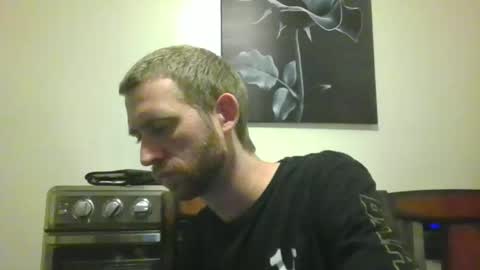 Snapshot of bwcwhiteboy94 chatting on November 13, 6:45 am bwcwhiteboy94 online show from November 13, 6:45 am