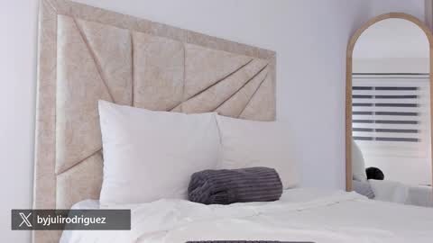    online show from January 18, 3:32 am