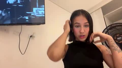 salome online show from November 19, 5:40 am