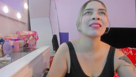 Snapshot of byanca_winklar chatting on December 3, 5:55 pm     online show from December 3, 5:55 pm