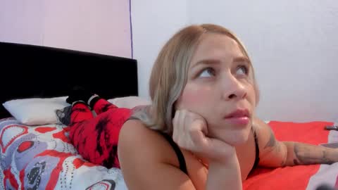 Snapshot of byanca_winklar chatting on October 2, 6:59 pm     online show from October 2, 6:59 pm