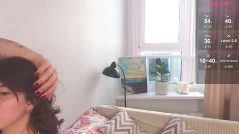 Snapshot of byteblush chatting on November 23, 12:05 pm Kira online show from November 23, 12:05 pm