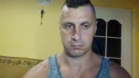 bzykacz1988 online show from July 19, 10:02 pm