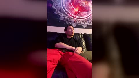 Snapshot of c189919 chatting on December 22, 2:19 am c189919 online show from December 22, 2:19 am