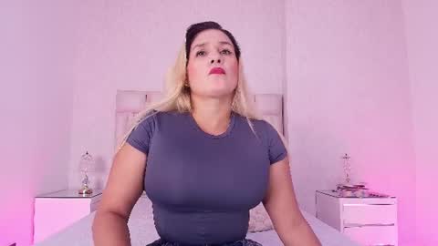 Carolina online show from August 1, 3:06 am