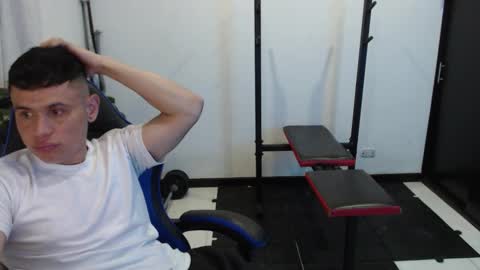 Daddy online show from February 2, 12:20 am