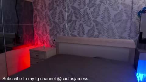 James online show from September 10, 5:02 pm