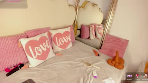 Cahitlin  online show from November 27, 5:20 am