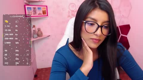 Snapshot of cailee_mansour chatting on September 22, 8:00 pm Cailee online show from September 22, 8:00 pm