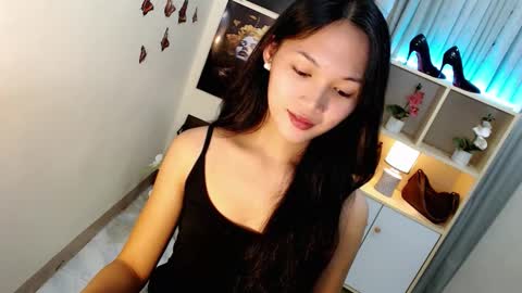 Snapshot of caitlin_x chatting on September 19, 11:33 am caitlin online show from September 19, 11:33 am