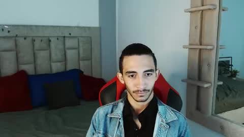 caius online show from January 6, 11:03 am