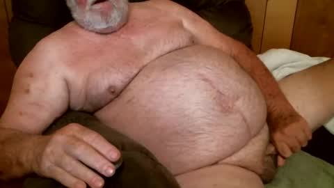 Snapshot of cajungrey75 chatting on October 17, 11:02 am cajungrey online show from October 17, 11:02 am