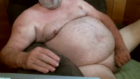 Snapshot of cajungrey75 chatting on October 23, 4:28 pm cajungrey online show from October 23, 4:28 pm