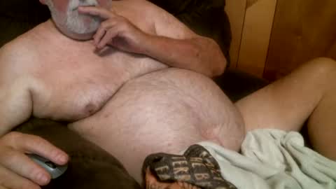 Snapshot of cajungrey75 chatting on November 8, 2:17 pm cajungrey online show from November 8, 2:17 pm