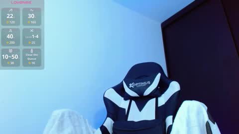 Valerio  online show from March 12, 7:59 pm