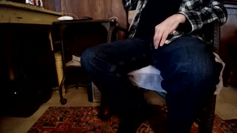 Snapshot of cali1962 chatting on February 2, 10:49 pm Cal online show from February 2, 10:49 pm