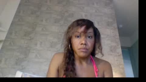 Cali Rain online show from May 19, 11:49 am